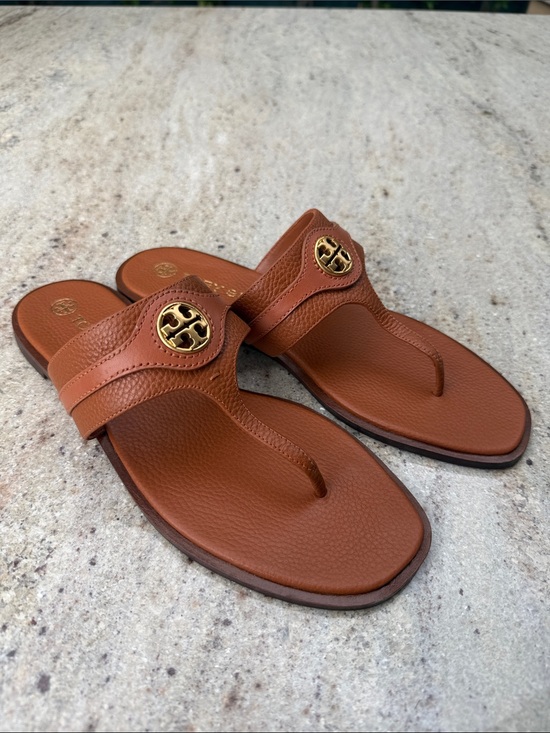Tory Burch Shoes - NEW Tory Burch - Thong Welt Tumbled Leather Sandal Aged Carmello brown